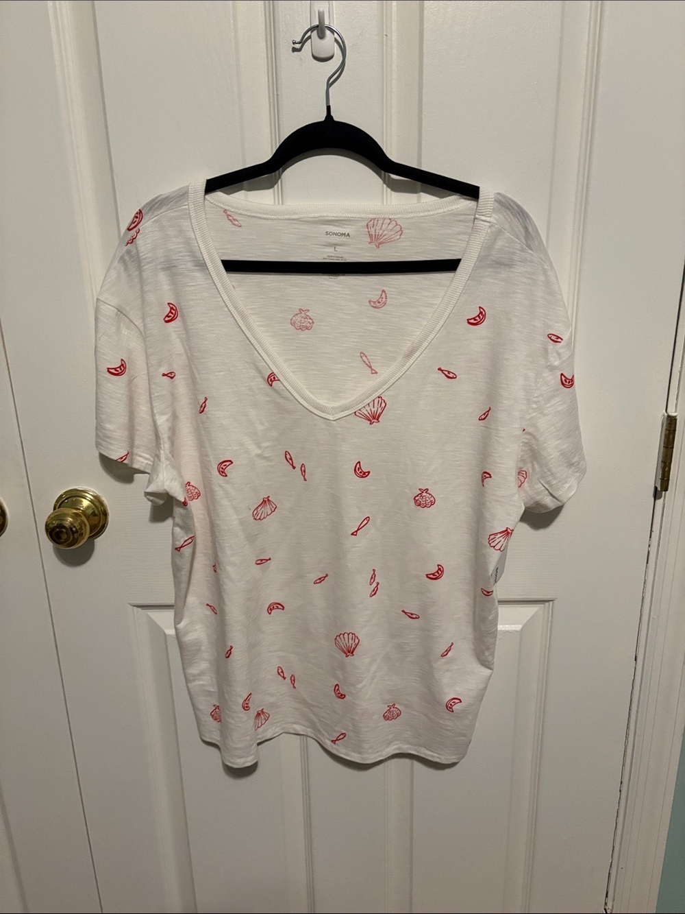 Sonoma White V-Neck Tee with Red Shell Print
